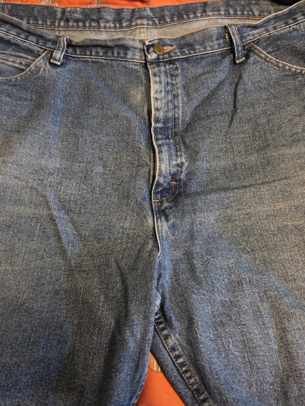 Wrangler Relaxed Fit Blue Denim Jeans 42